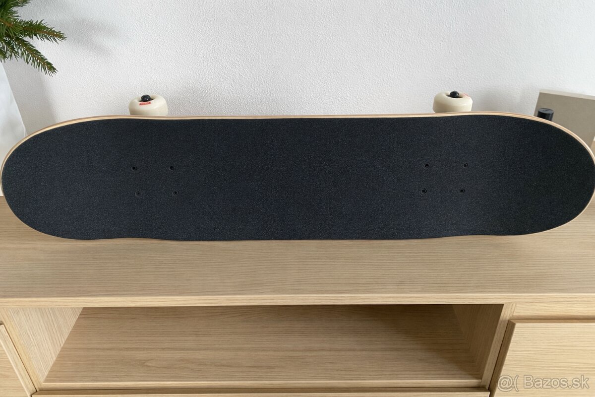 Skateboard GLOBE - 2