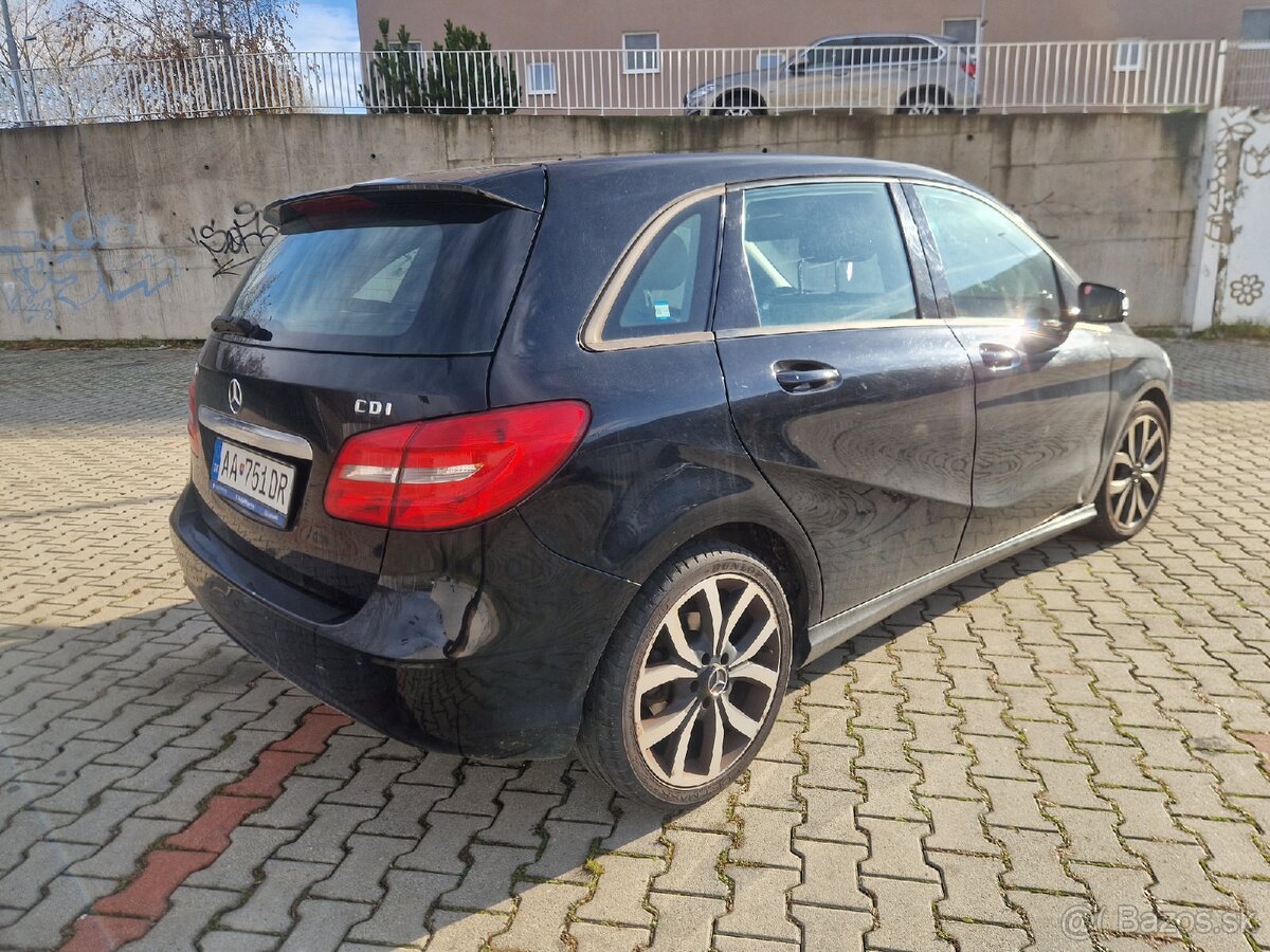 Mercedes-Benz B 180cdi - 2
