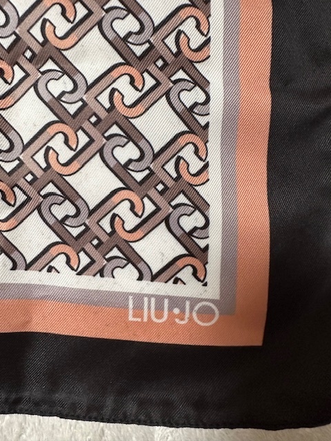 Malá šatka zn. LIU JO originál - 2