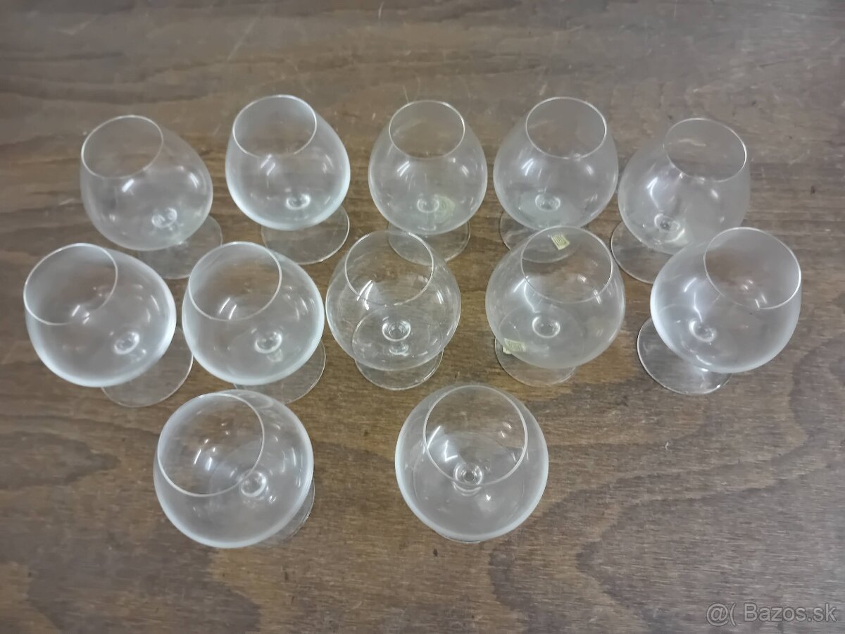 Sklenené poháre na koňak a iné - 2