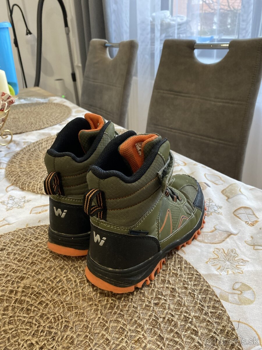 Chlapčenské trekové topánky veľ. 33 - 2