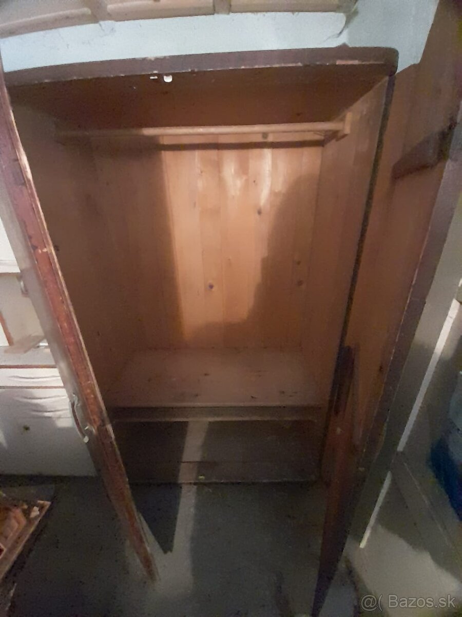 Retro skriňa na predaj - 2