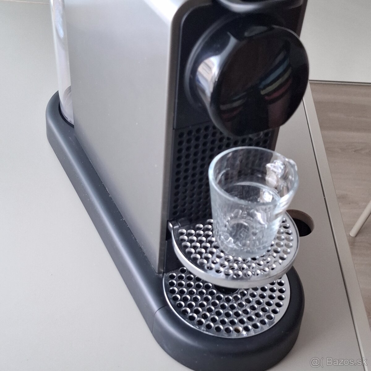 Kávovar NESPRESSO C 140 na kapsule - 2
