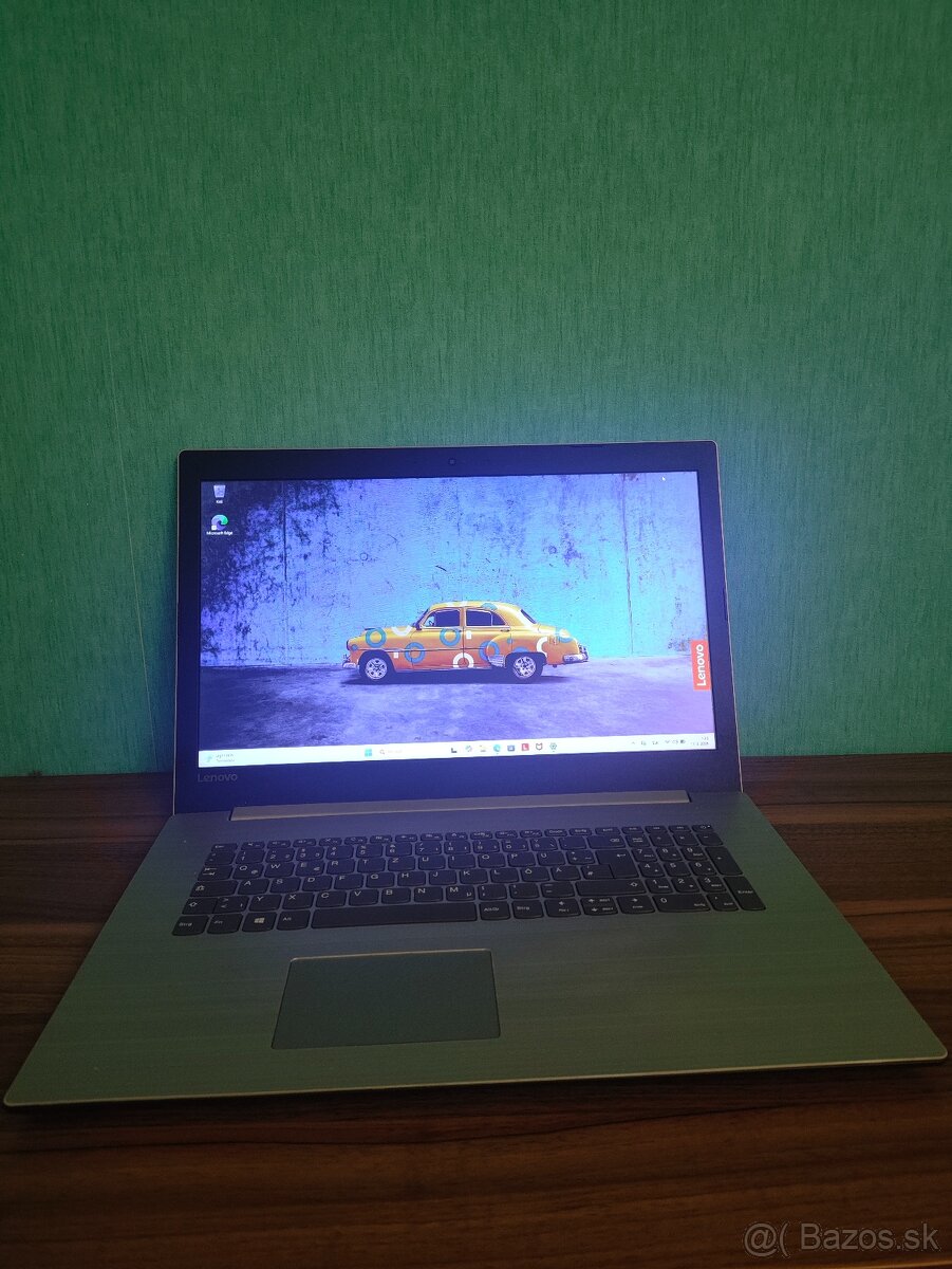 Lenovo IdeaPad 330 17 – i5 / 8GB / 256GB - 2