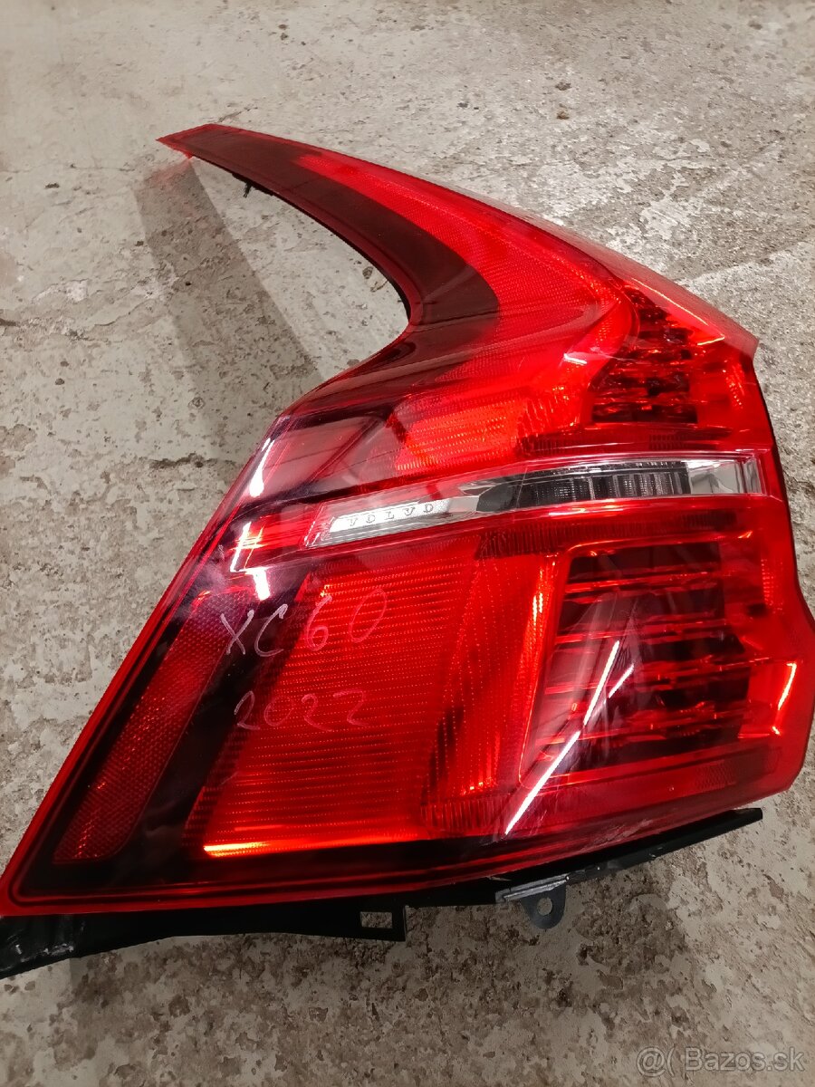 Zad.svetlo XC 60 - 2