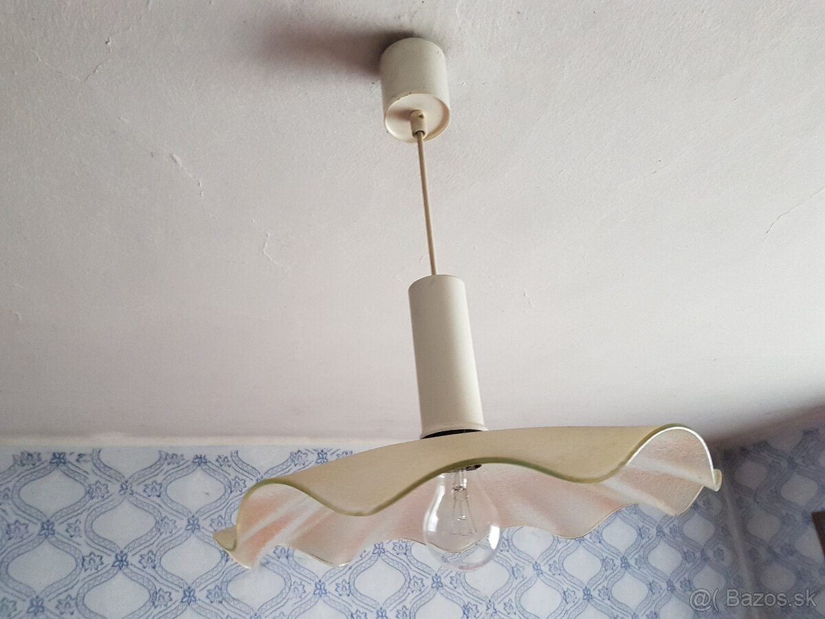 Staré svietidlo - 2