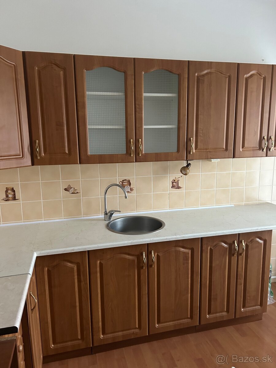 Predám kuchynskú linku - 2