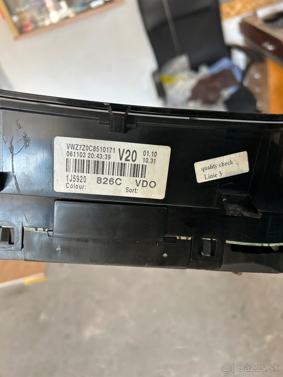 chromesport budiky vw golf 4 - 2