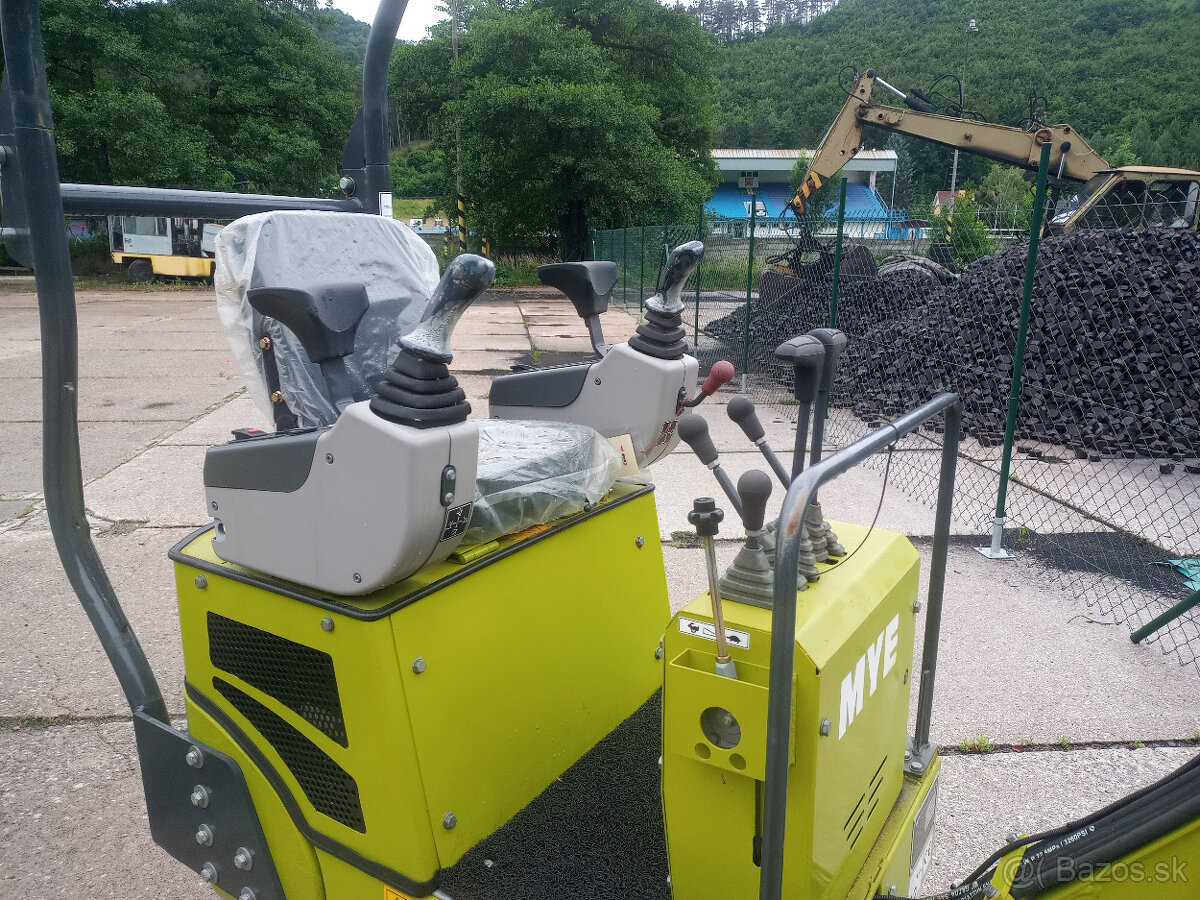 Predam minibager MYE12 - nový - 2