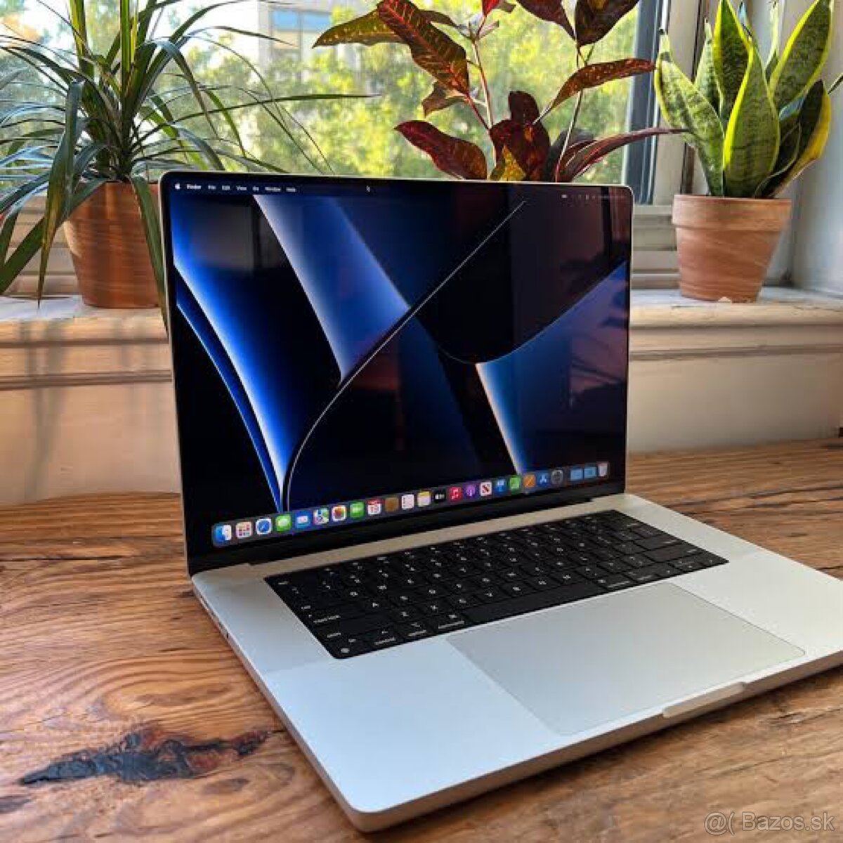 MacBook Pro M1 2021 s touch bar 256GB - 2
