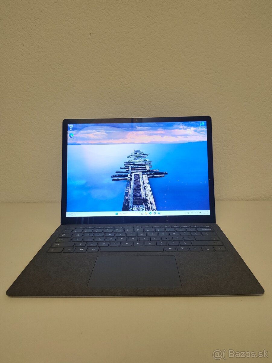 Microsoft Surface Laptop 5 | Core i5-1245U • 16 GB RAM • 512 - 2