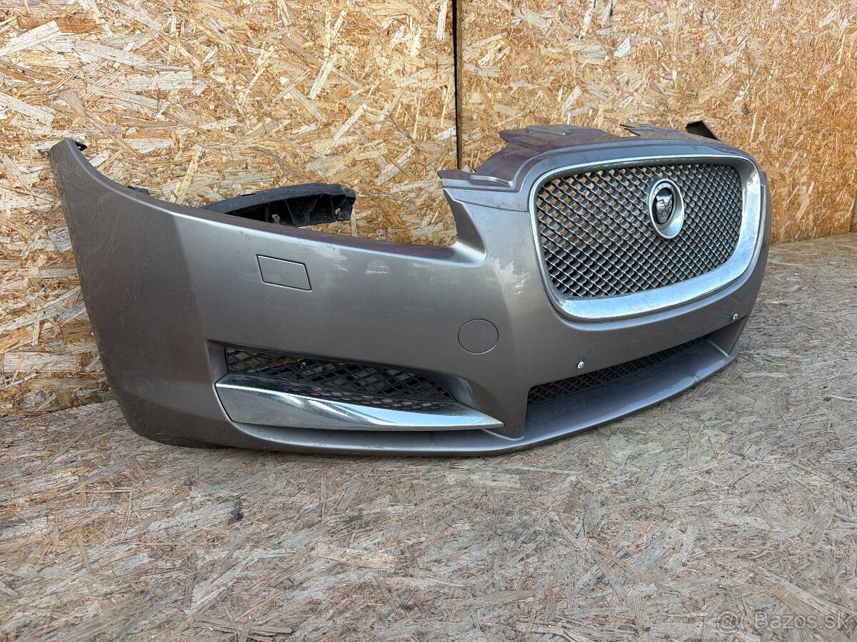 PREDNI NARAZNIK: JAGUAR XF 2008-2014 - 2