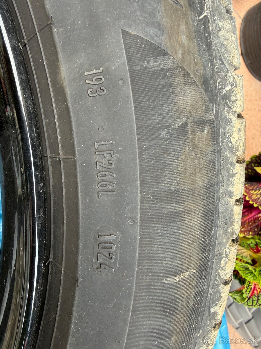 Elektróny + gumy 235/50 r19 - 2