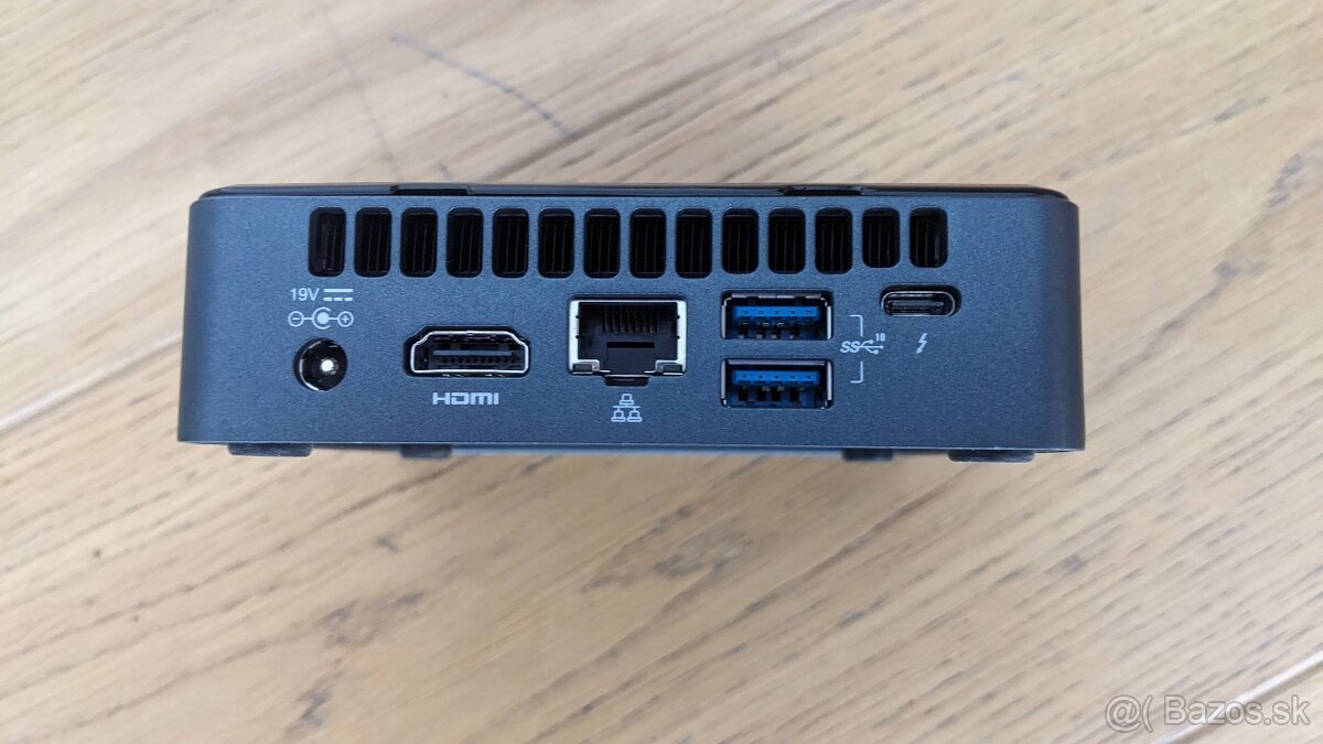 Intel NUC mini PC (BOXNUC8i5BEK) - 2