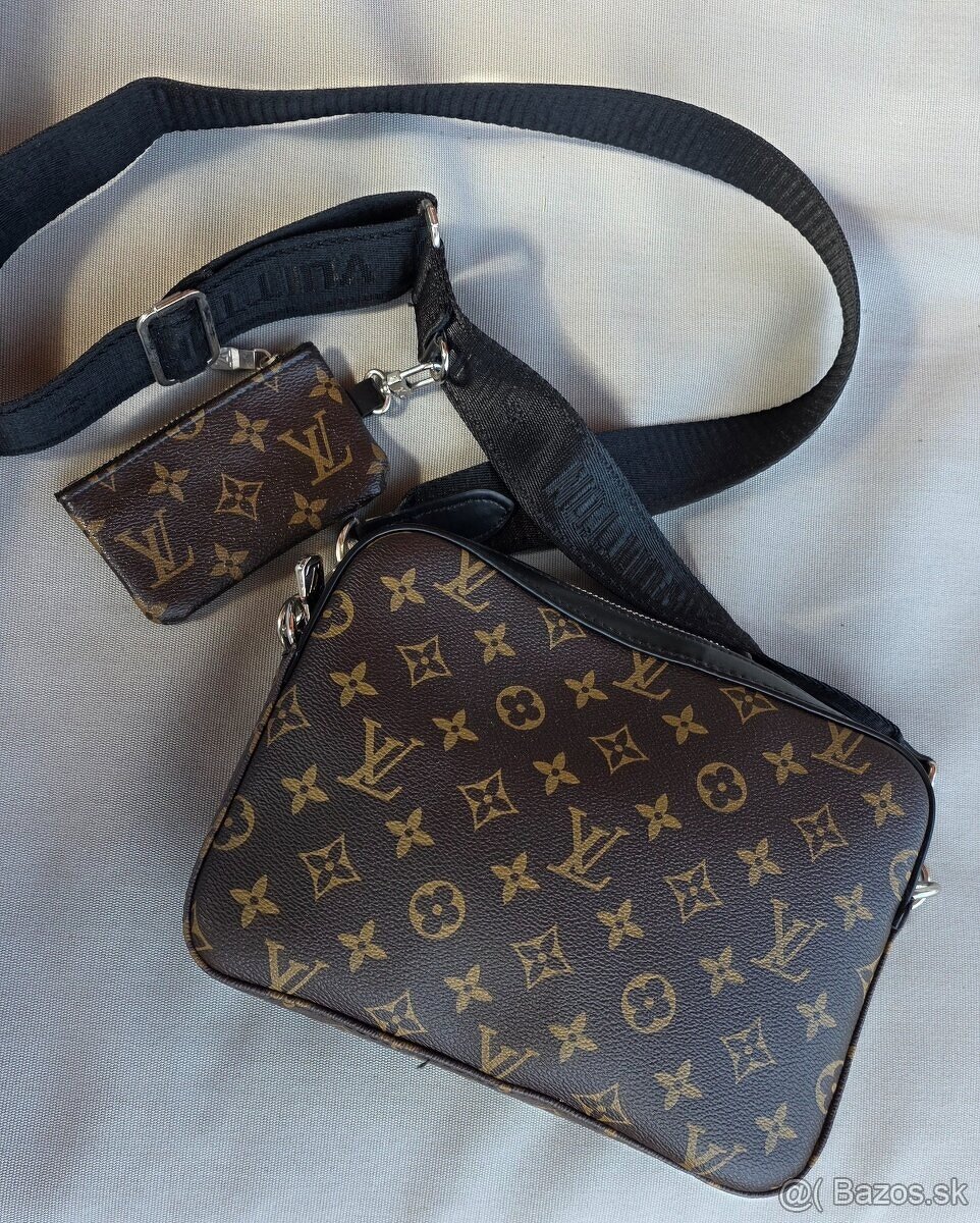 Luis Vuitton - Multi Pochette Accessoires Monogram Canvas - 2