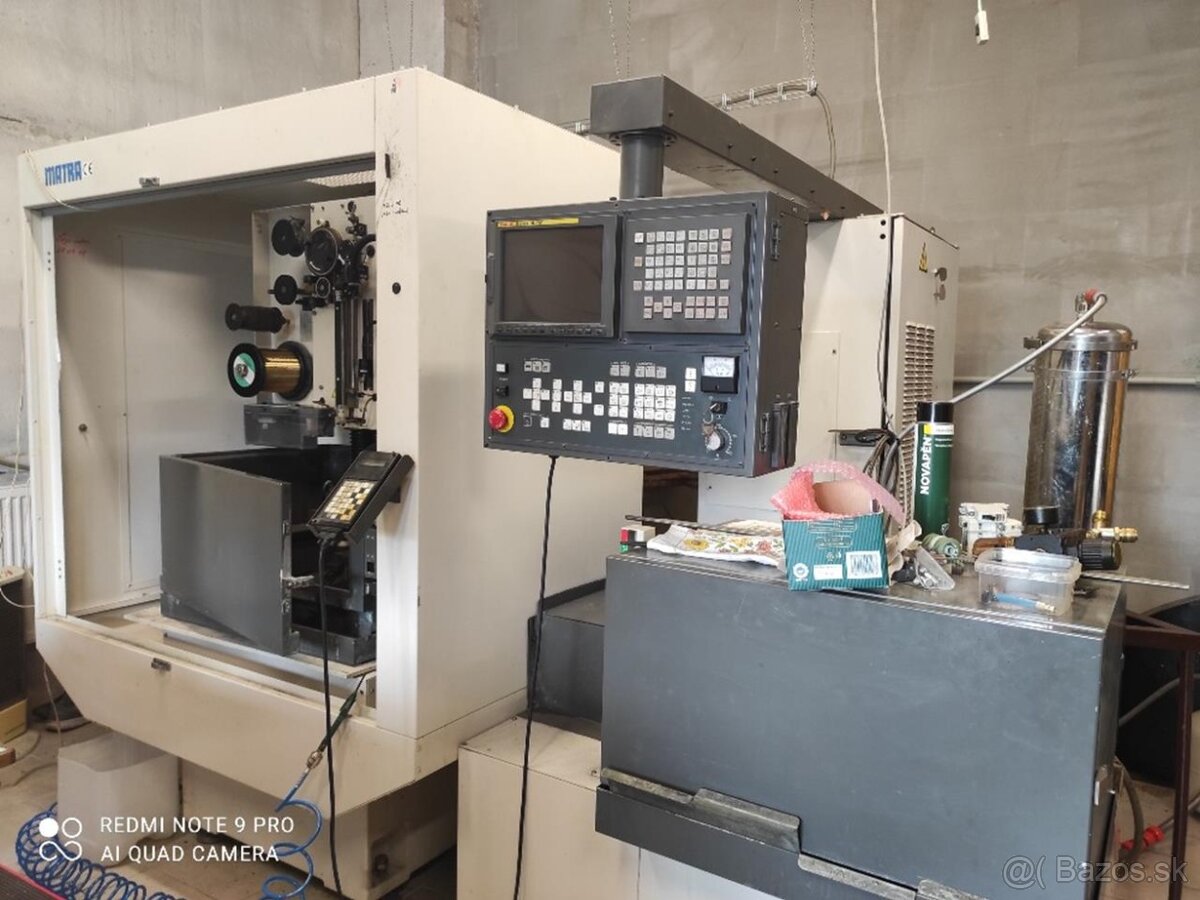 Elektroerozivní drátová řezačka FANUC Robocut 0iA (6869) - 2