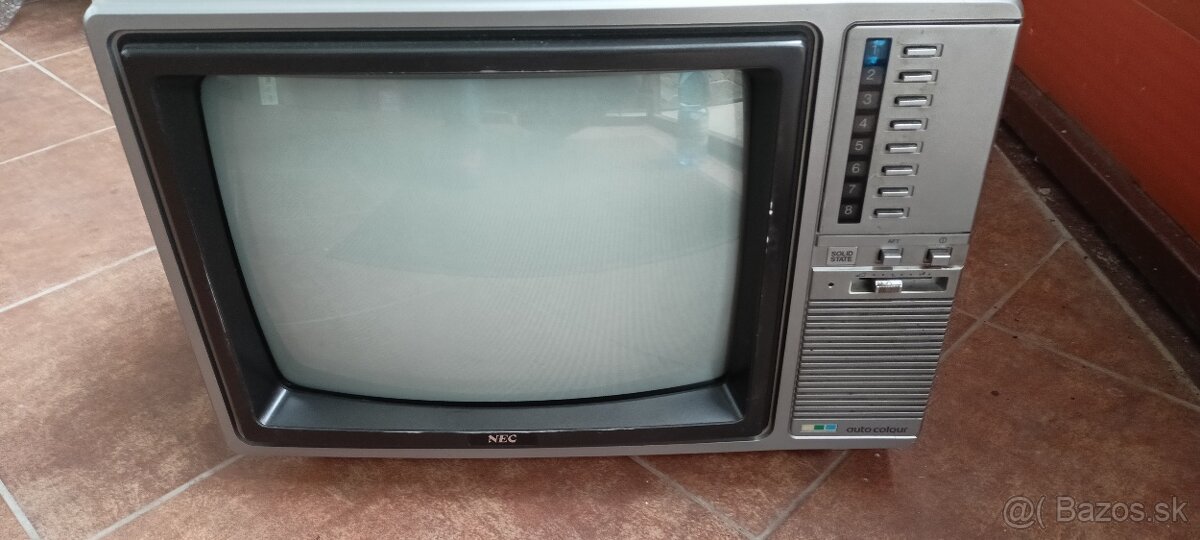 Retro televízor - 2