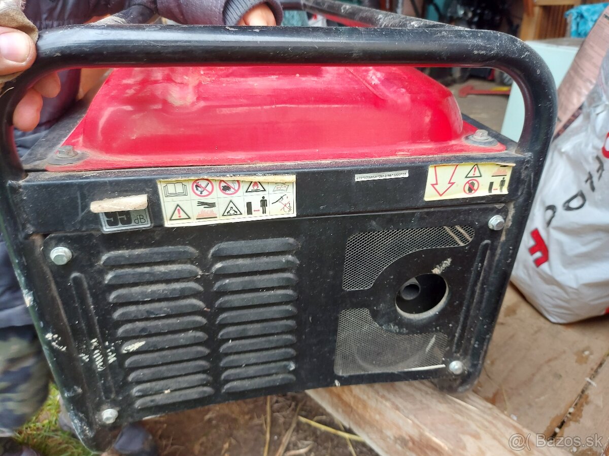 Elektrocentrala Hecht 2200w - 2