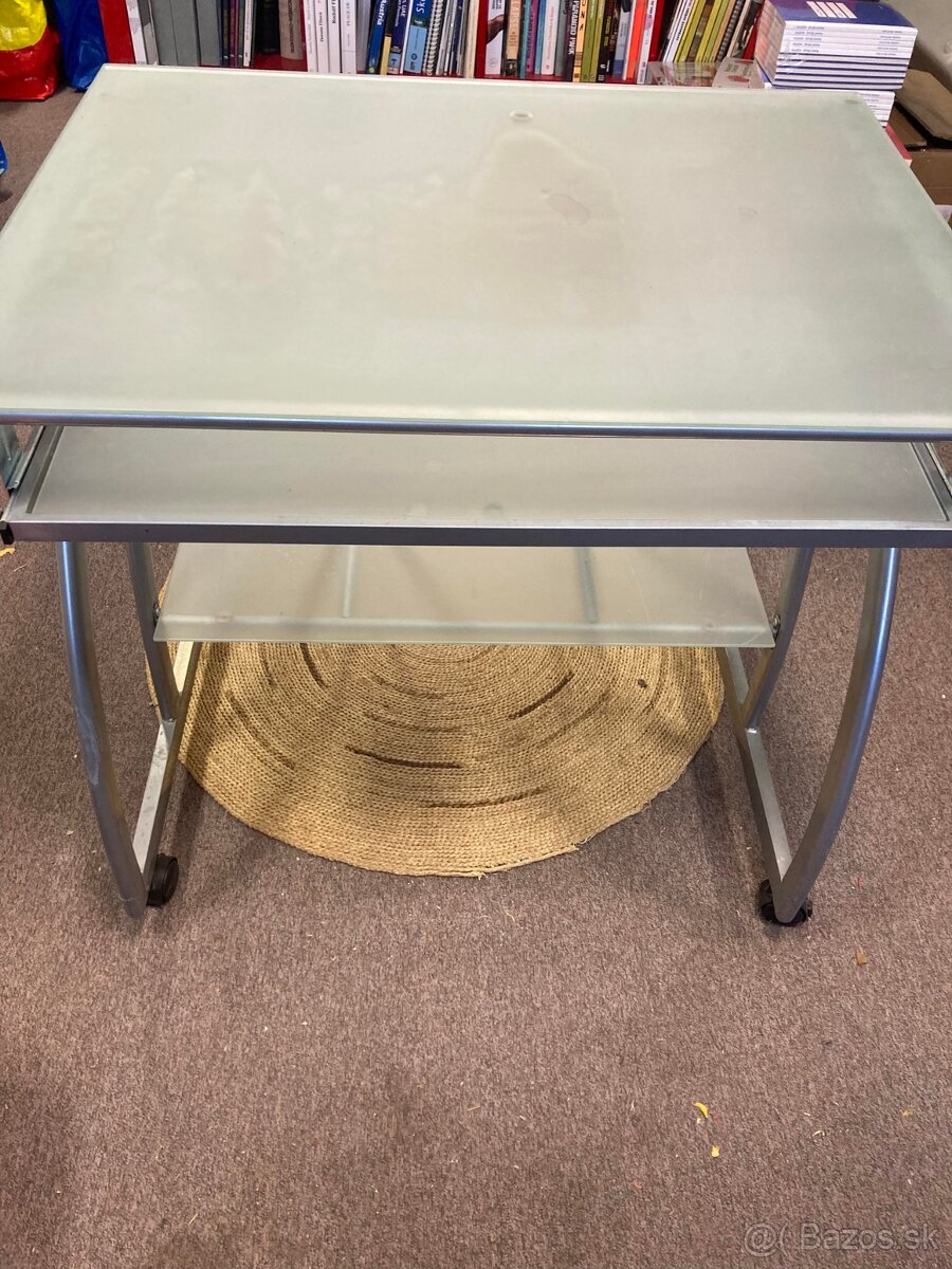 Písací stôl - 2