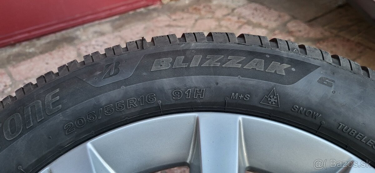 205/55R16 Bridgestone - 2
