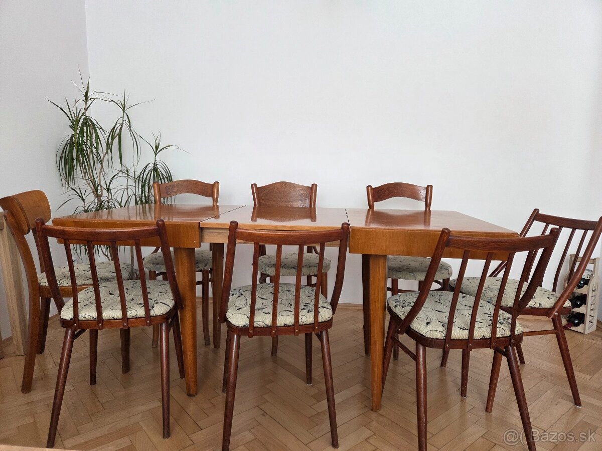Stôl + stoličky - 2