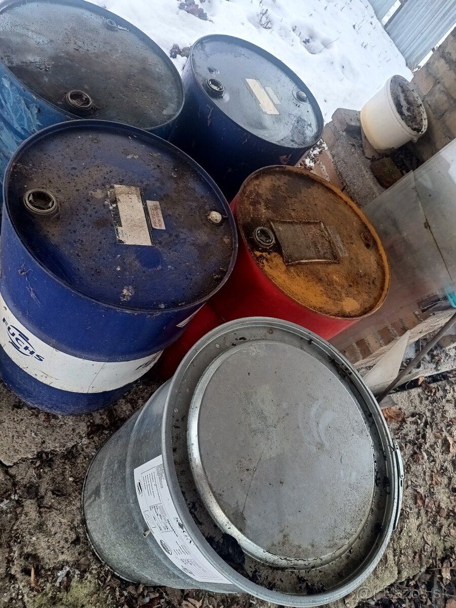 200 L plechové sudy - 2