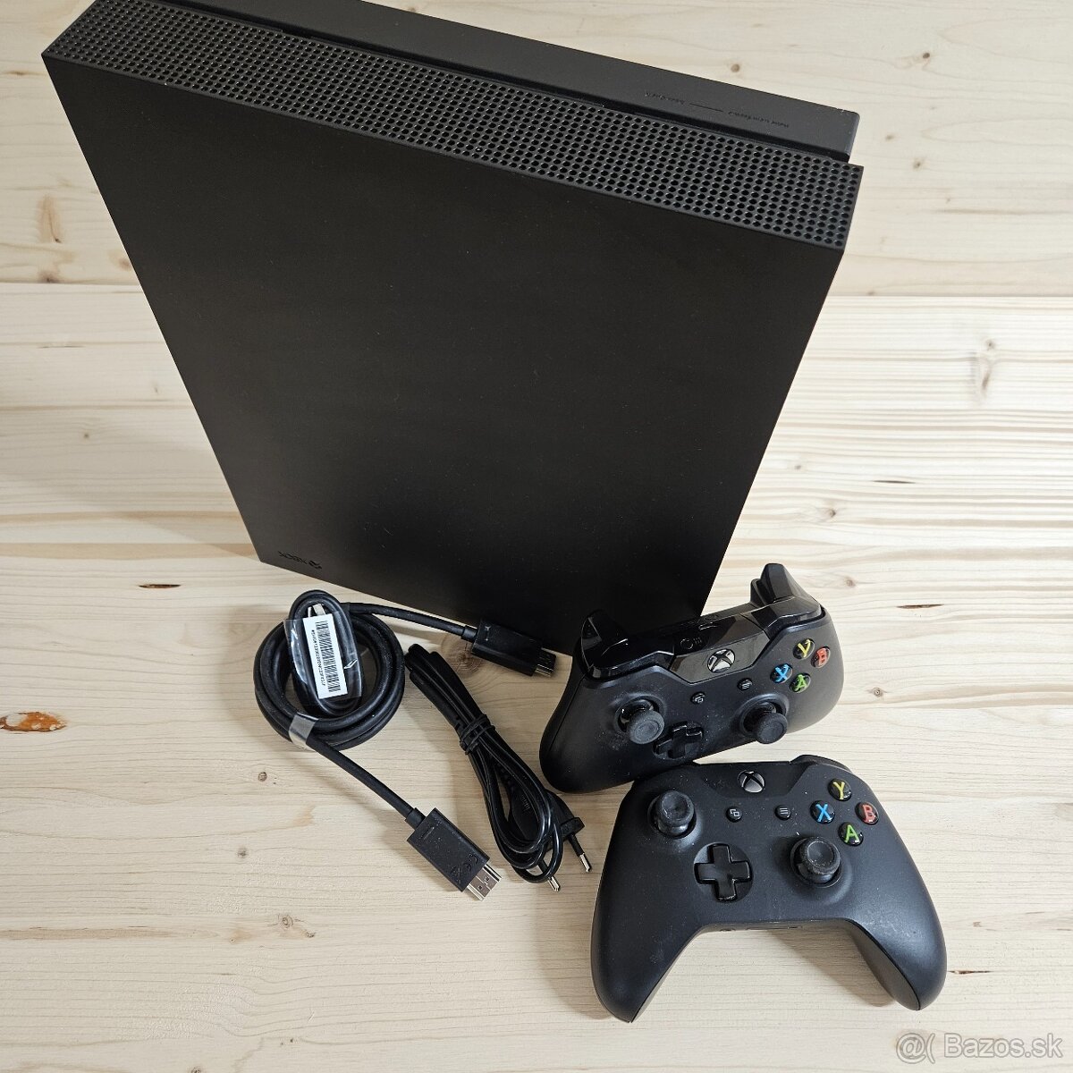 XBOX One X - 2x Ovladač - 2