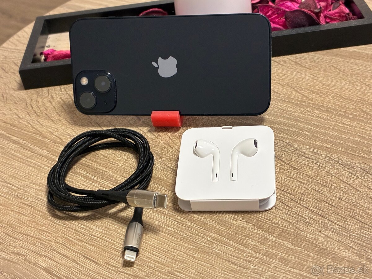 Predám iPhone 13 128gb - 2