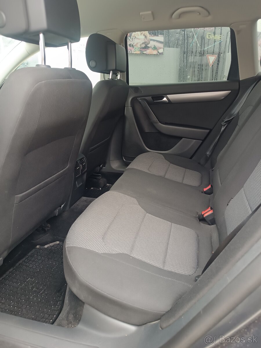 Volkswagen Passat 2.0 TDI B7 - 2