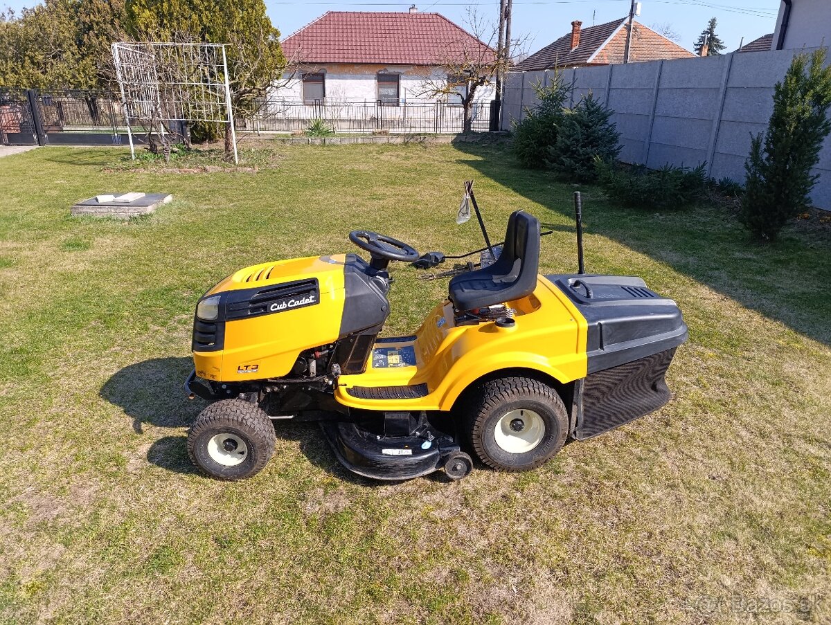 Traktorová kosačka cub cadet LT3 (dvojvalec) - 2