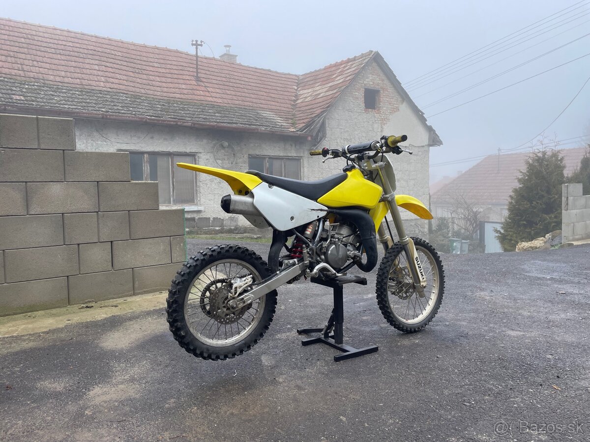 Suzuki RM 85 - 2