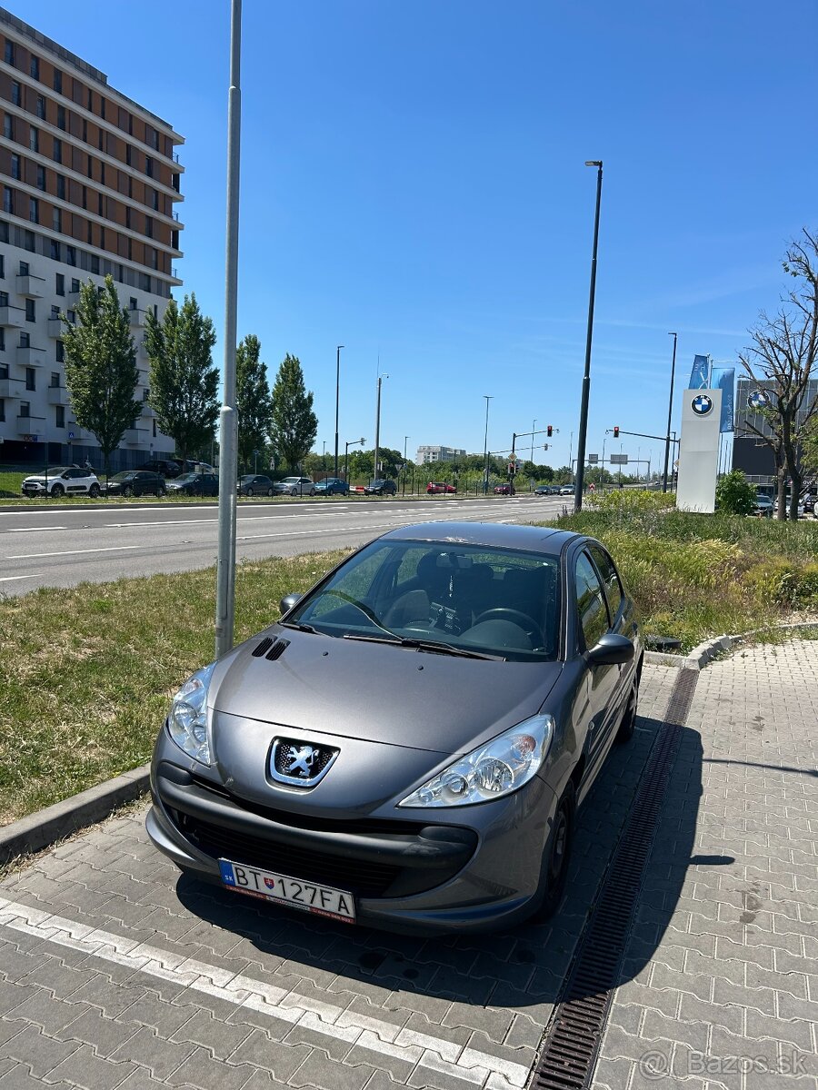 Peugeot 206+ 1.4i - 2