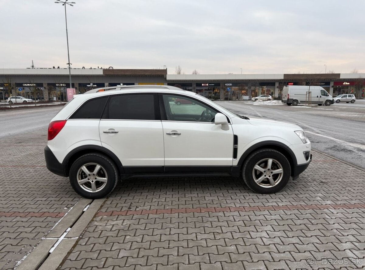 Opel Antara 2.2 CDTi 2016 MAX VÝBAVA - 2