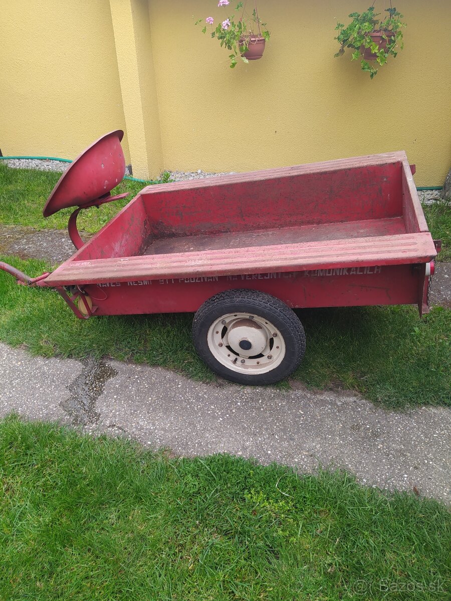 Predam vlečku za malotraktor. - 2
