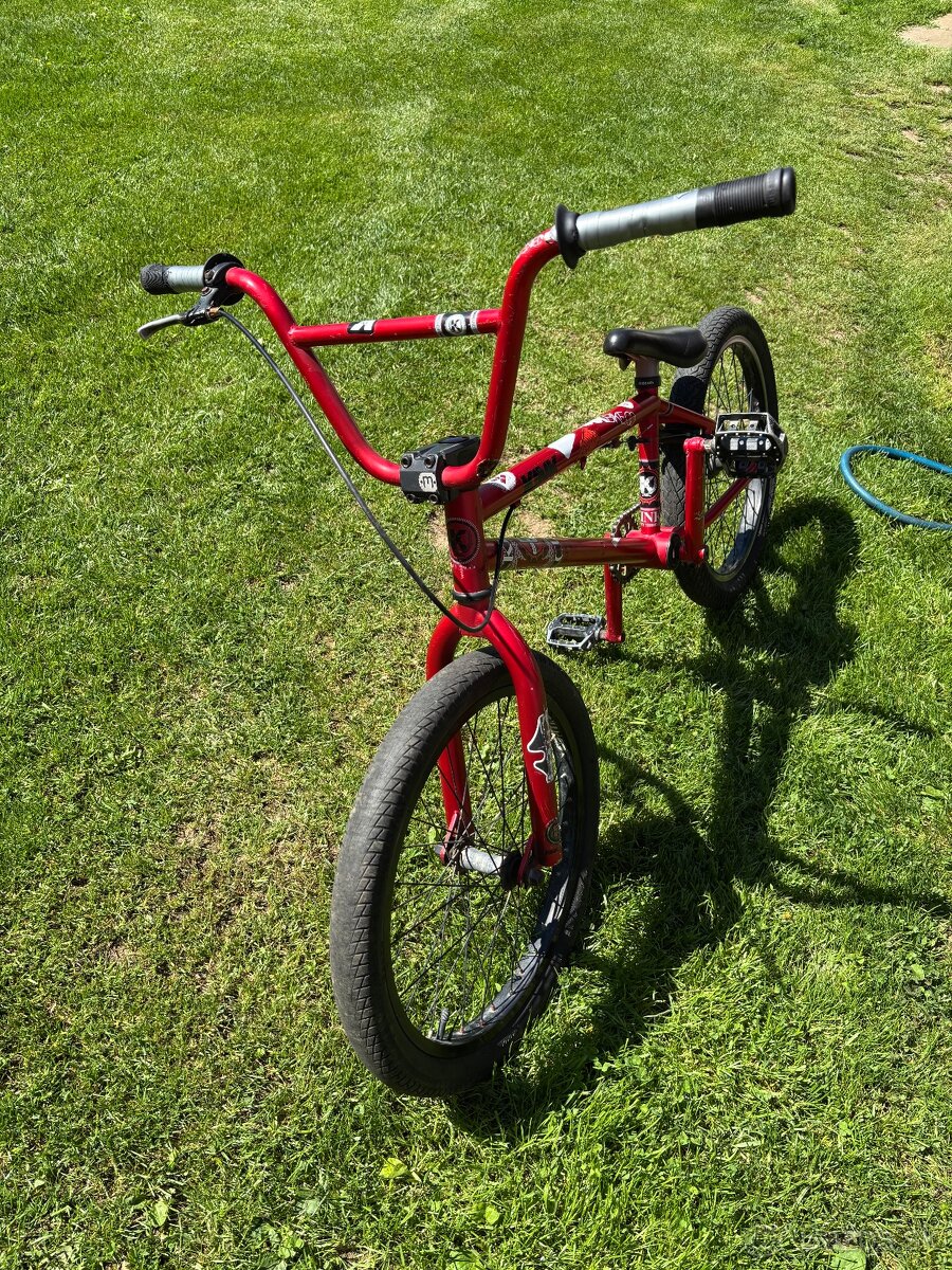 Bmx kink - 2
