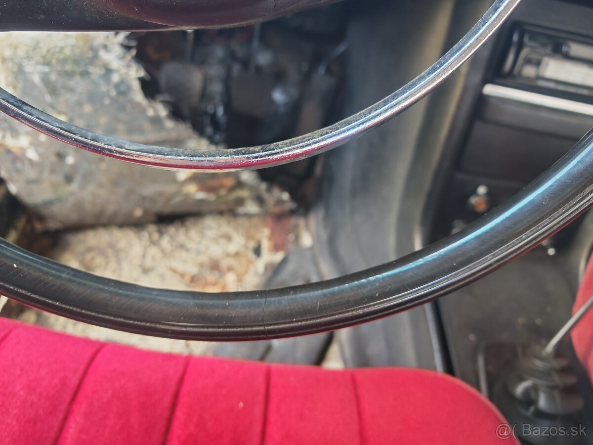 Volant Mercedes w115 - 2