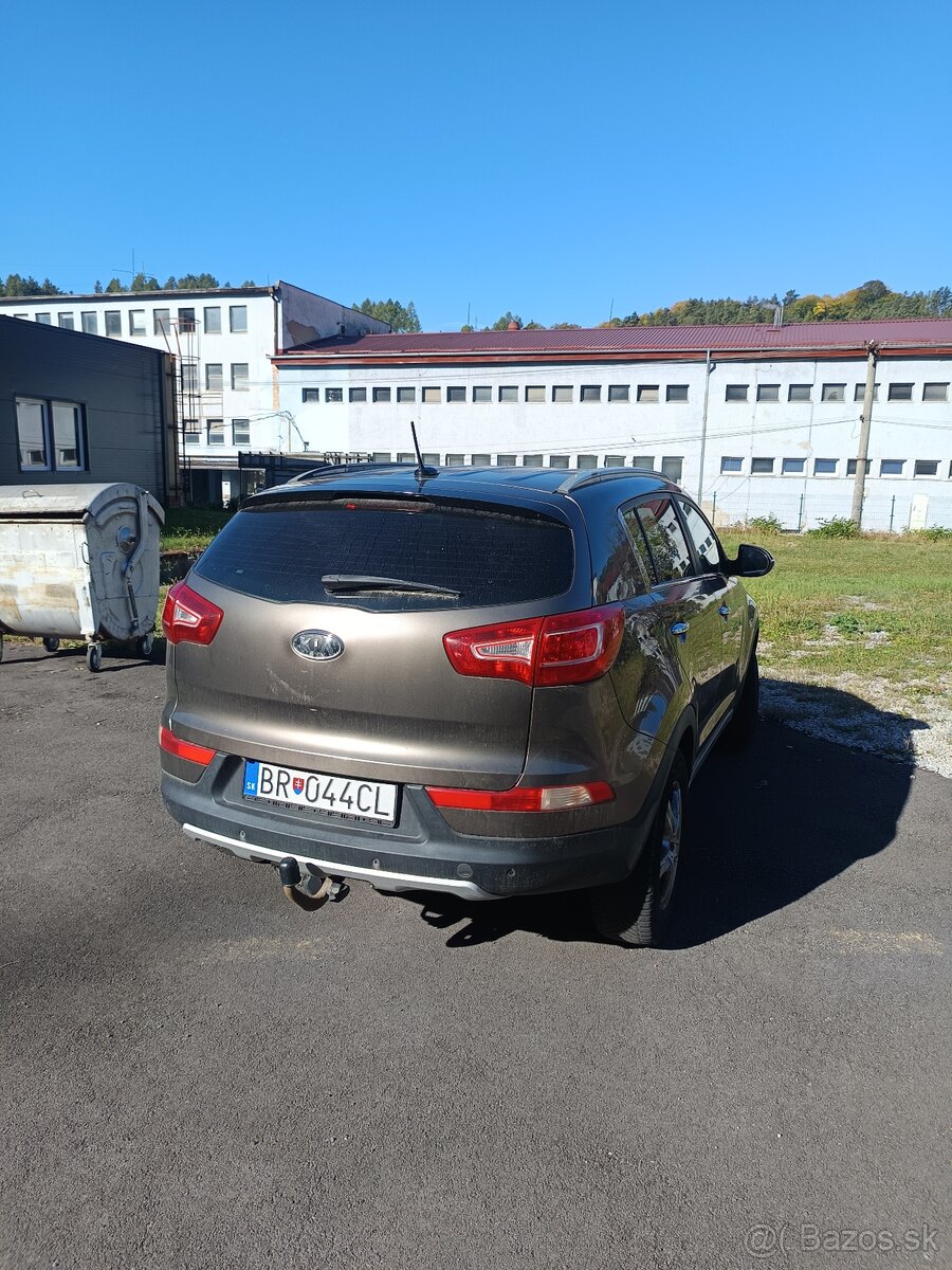 KIA sportage CRDI 2,0 Active 5S AT - 2