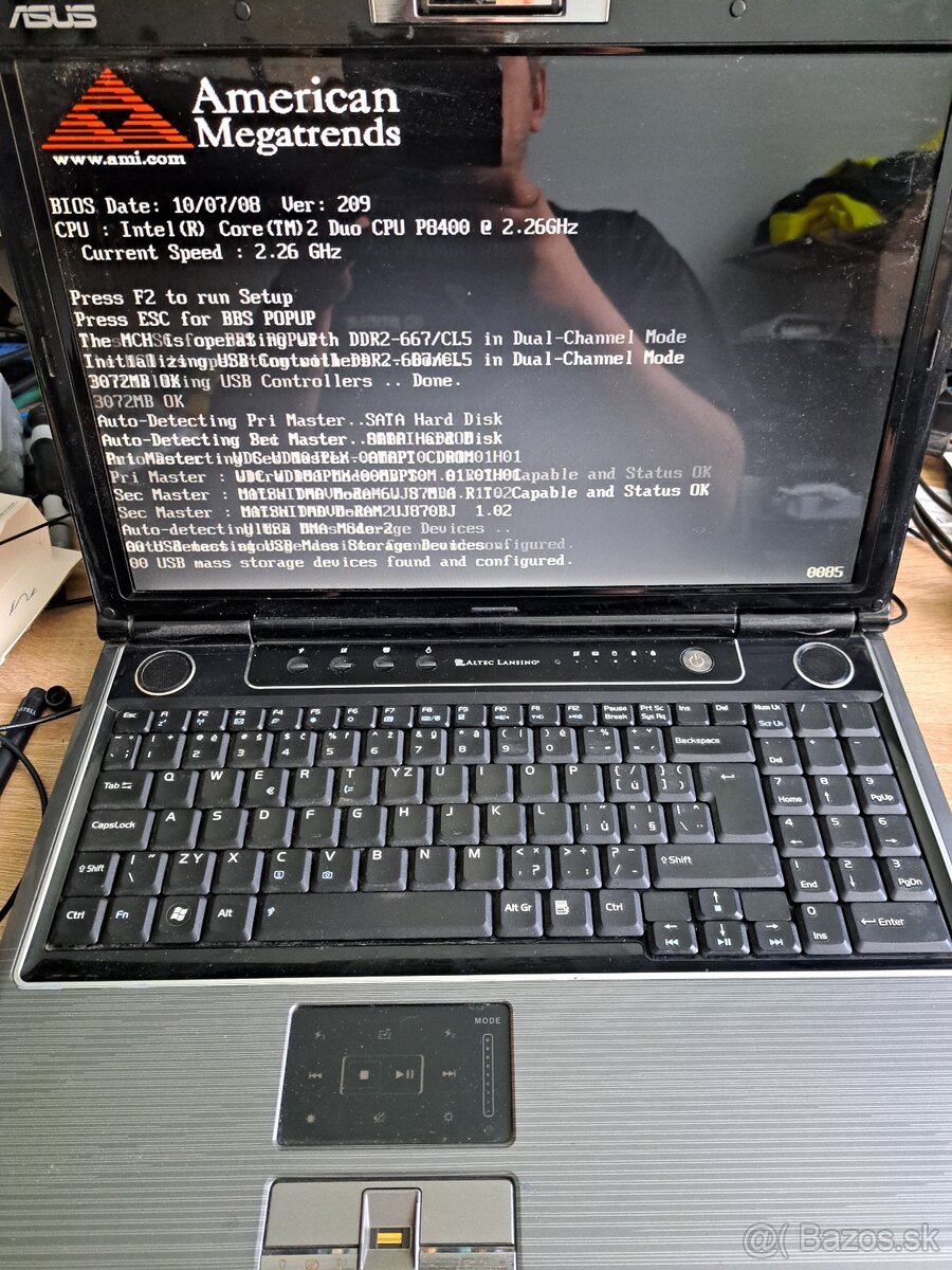 ASUS M50V - 2