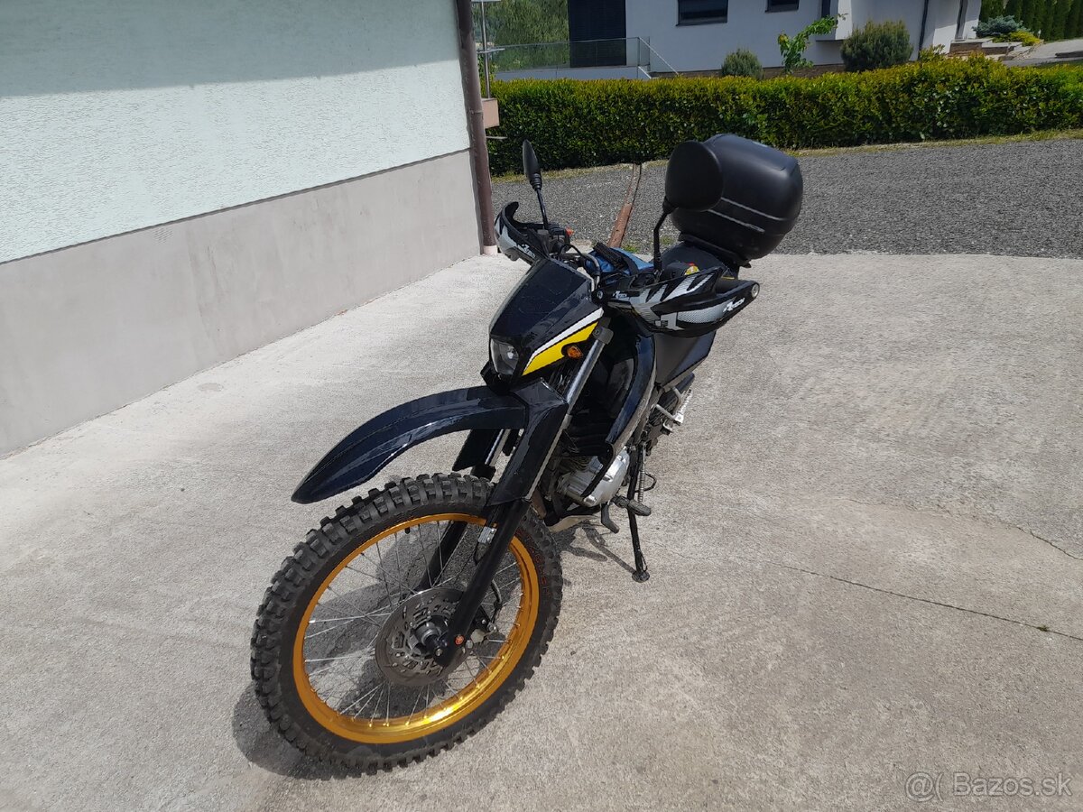 Yamaha XT 125 R