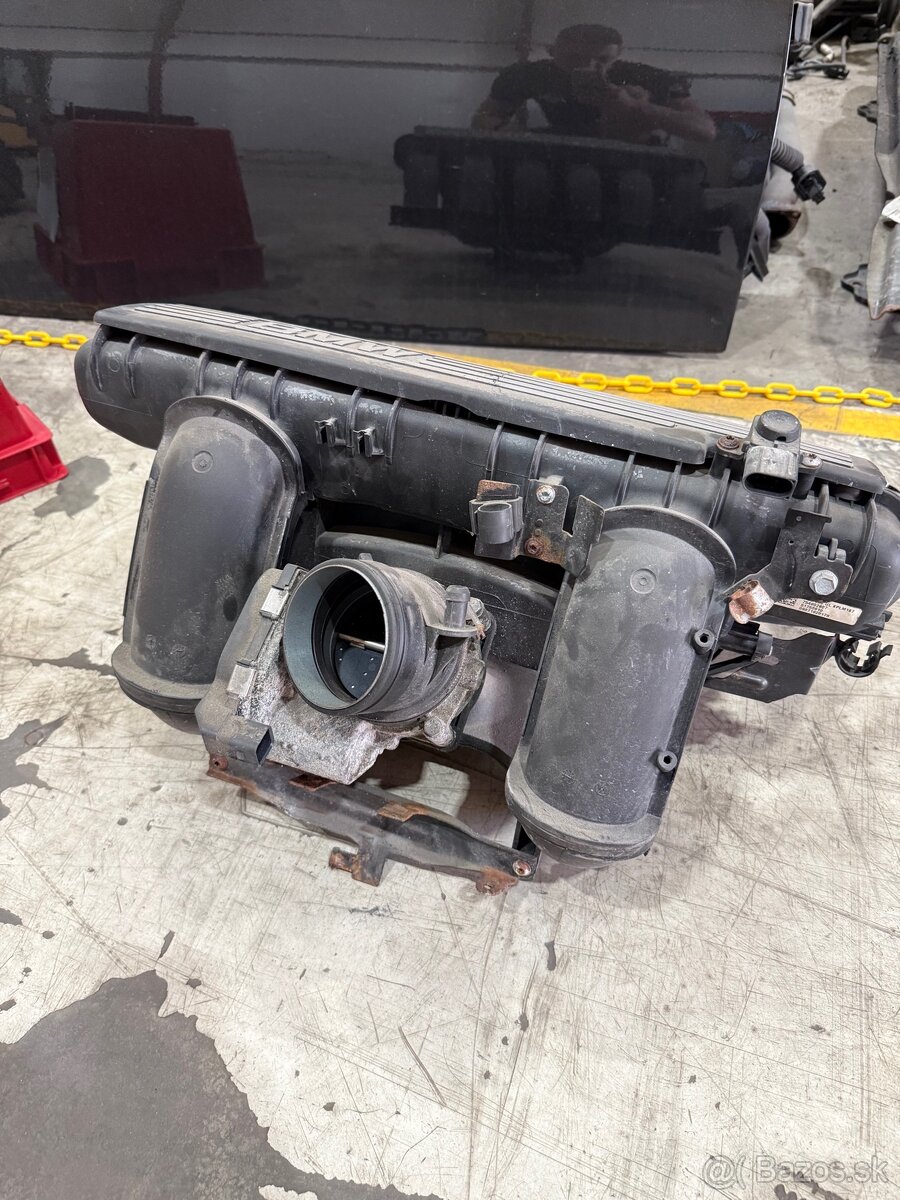 Sanie, škrtiaca klapka N52B30A - 2