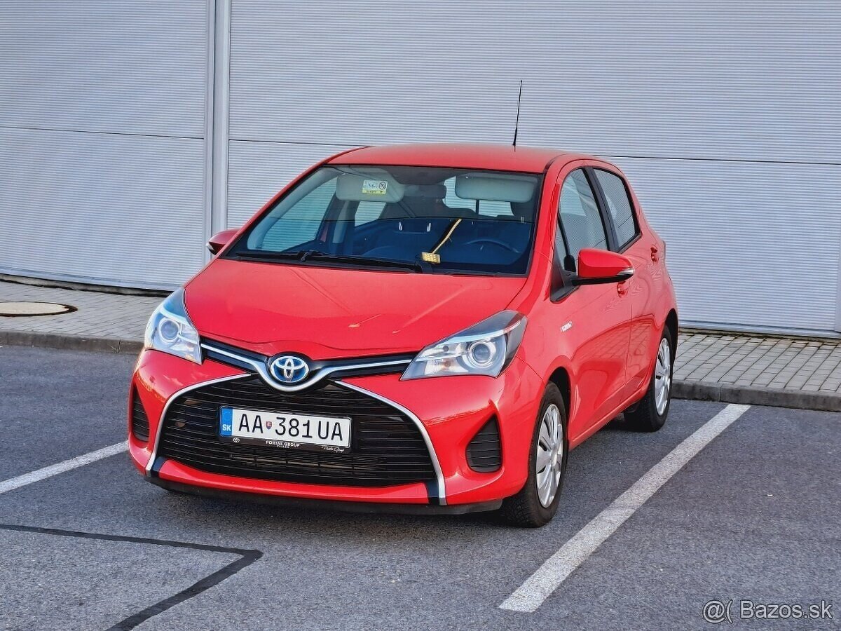 Toyota Yaris Hybrid 2015 Facelift 4-valec - 2