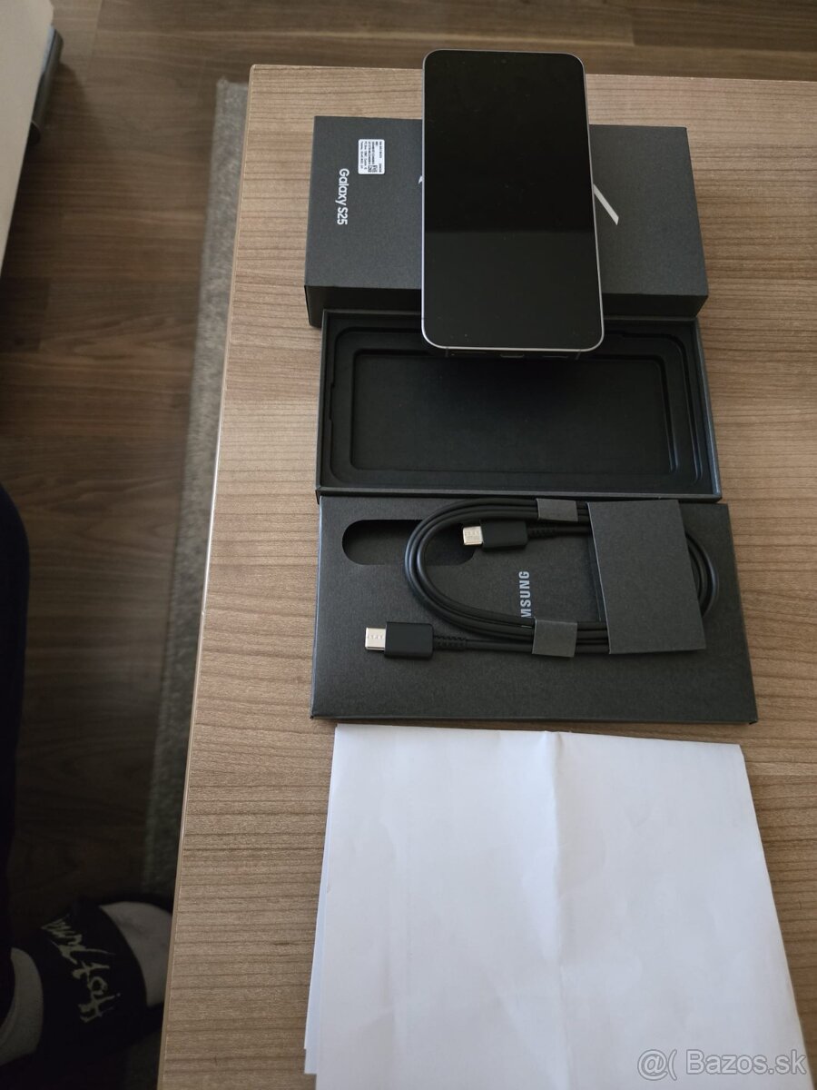 SAMSUNG GALAXY S25 12/256GB,TOP STAV - 2