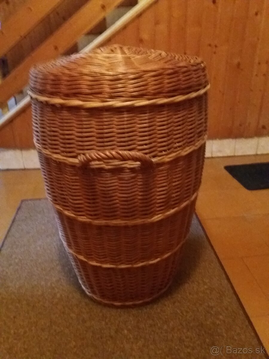 Predám prútený kôš na pradlo - 2
