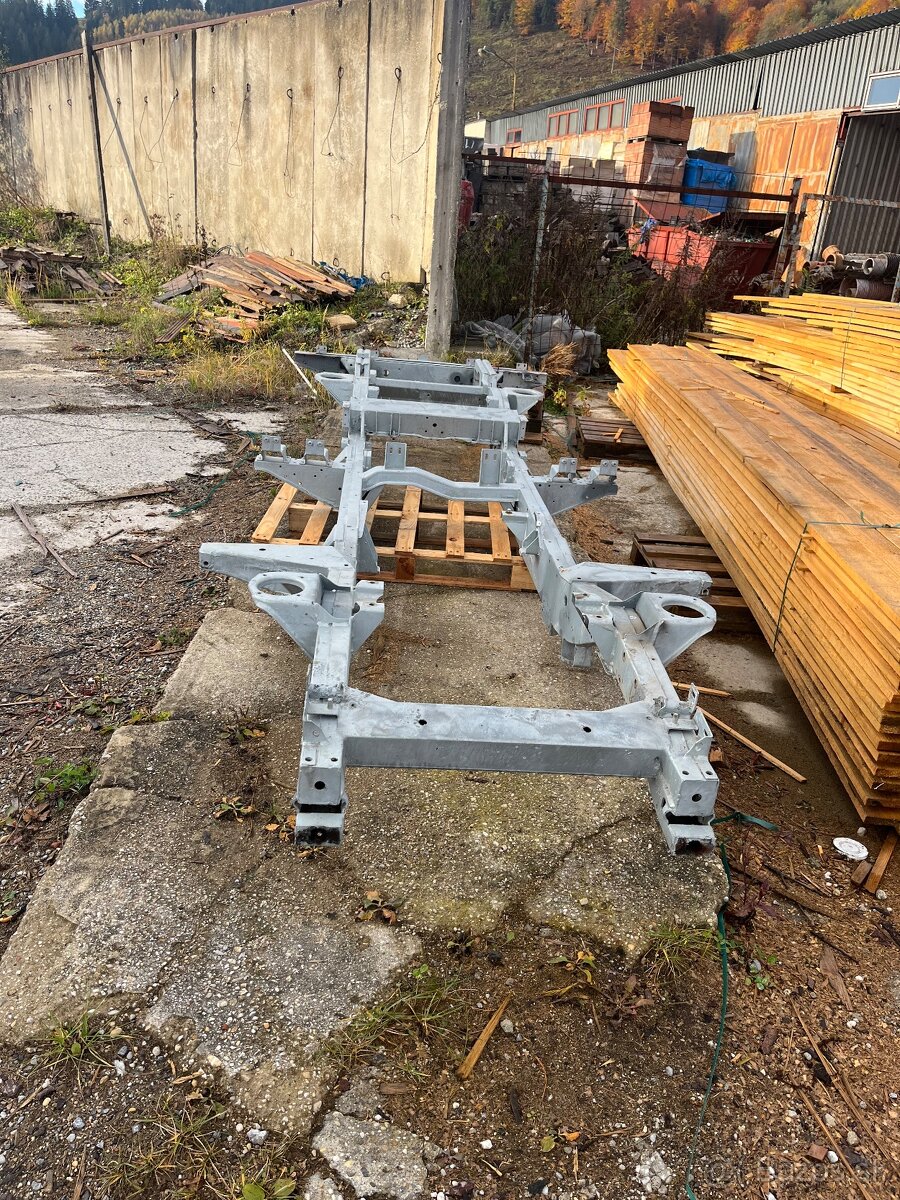 Land rover Defender - 2