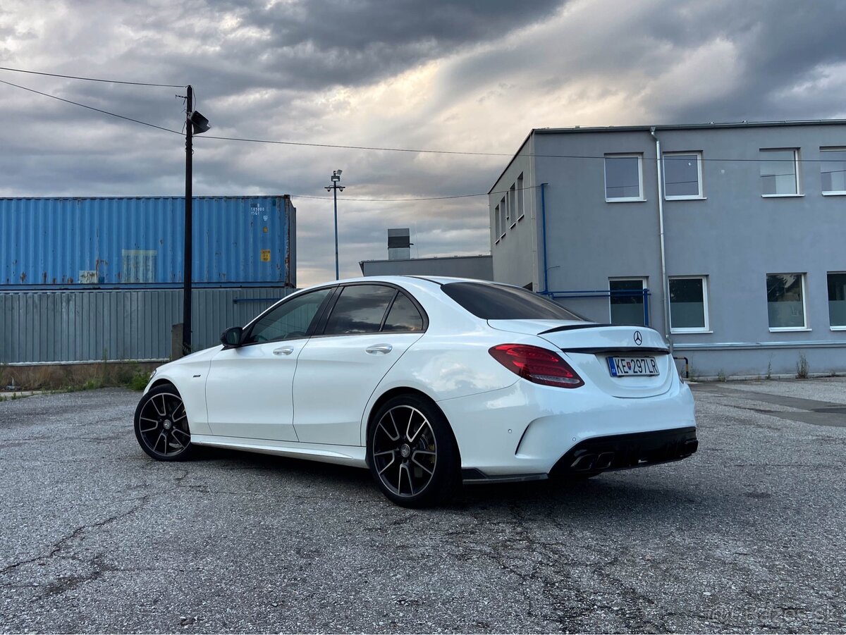 Mercedes-Benz C450 AMG - 2