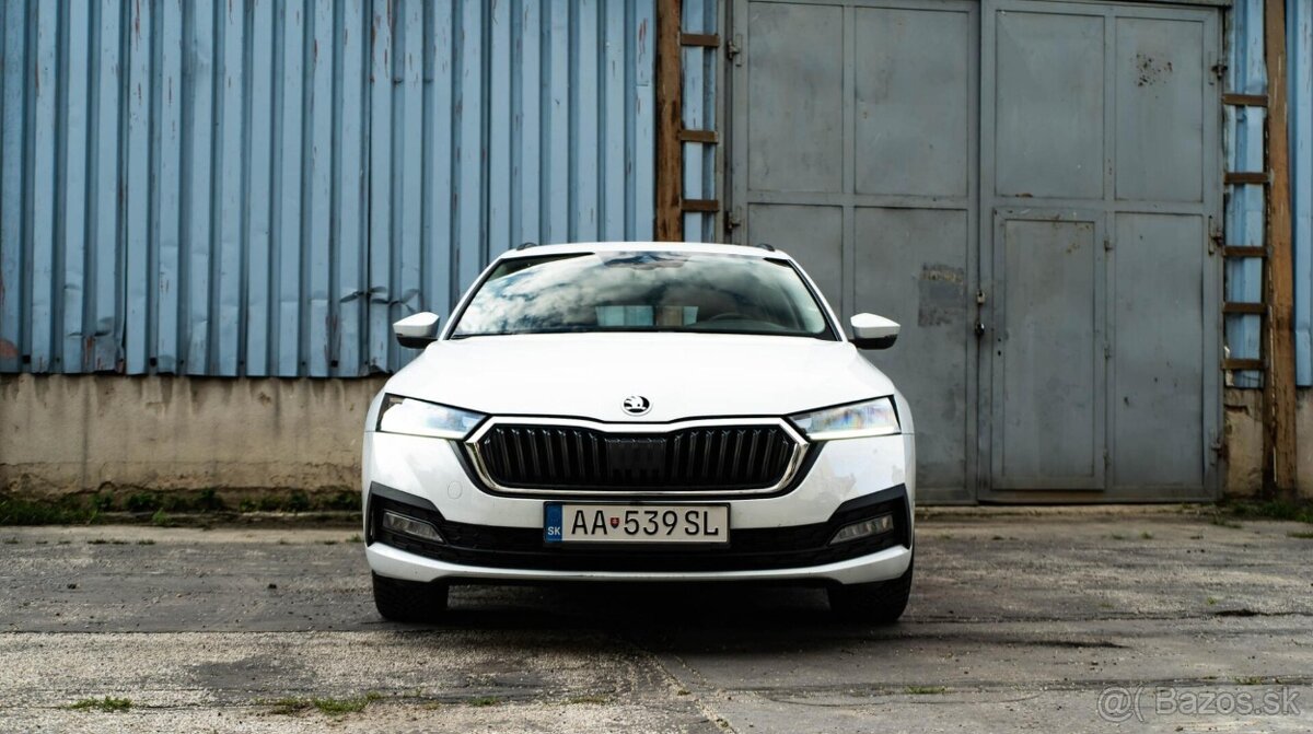 Škoda Octavia Combi 2.0 TDI Style A/T DSG - 2