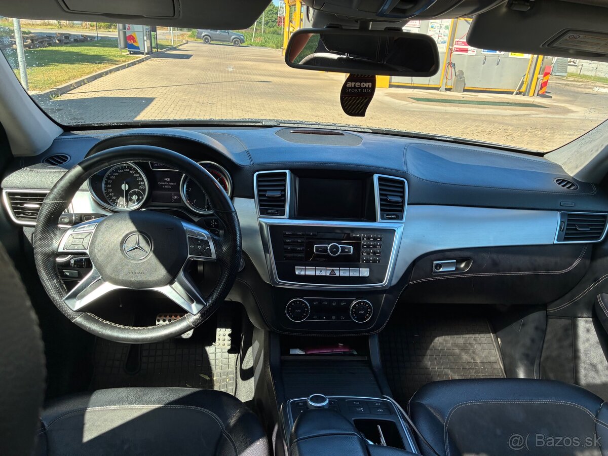 Mercedes-Benz ML350 BlueTEC 4matic - 2