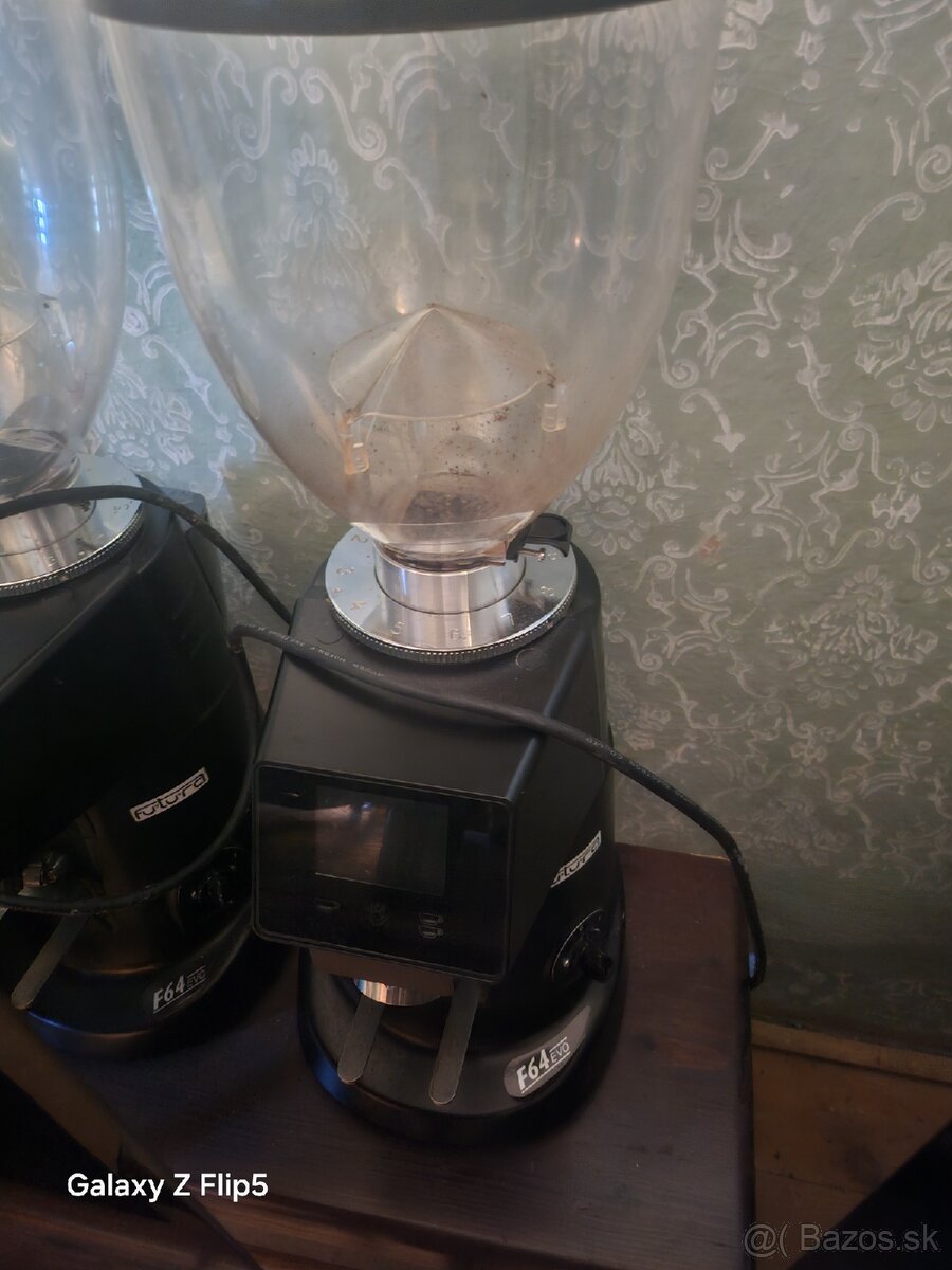 Kávovar Futura 60 - 2