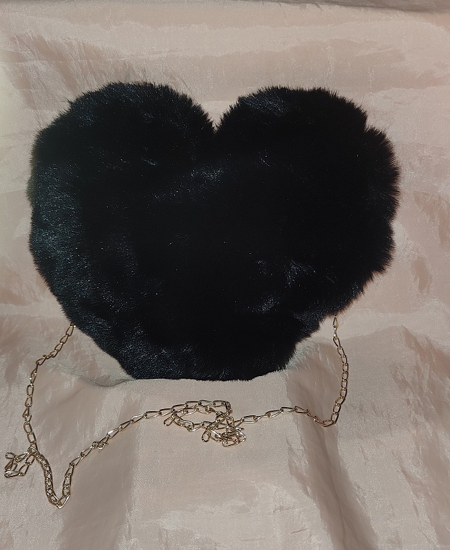 chlpatková kabelka srdiečko - 2