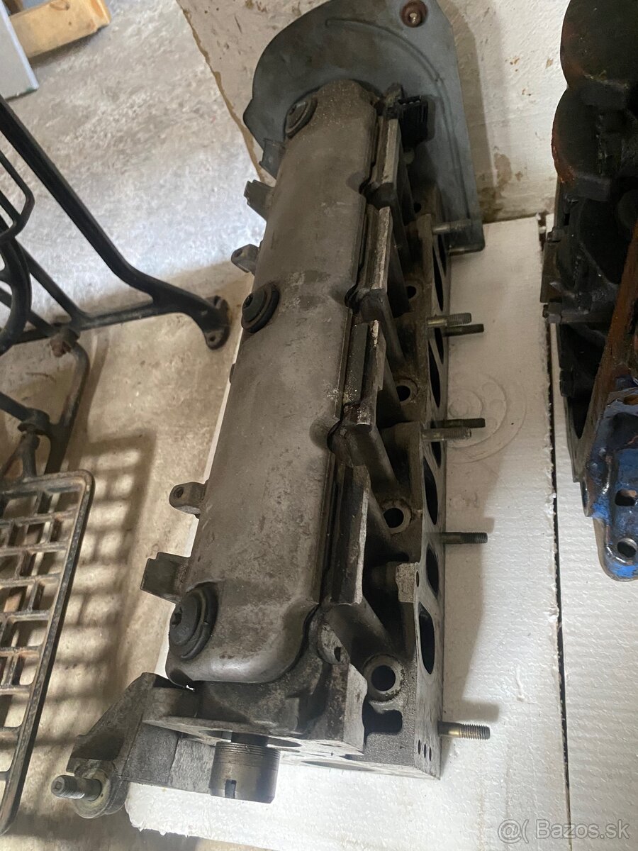 Hlava valcov+vstreky 1.9dCi F9Q - 2